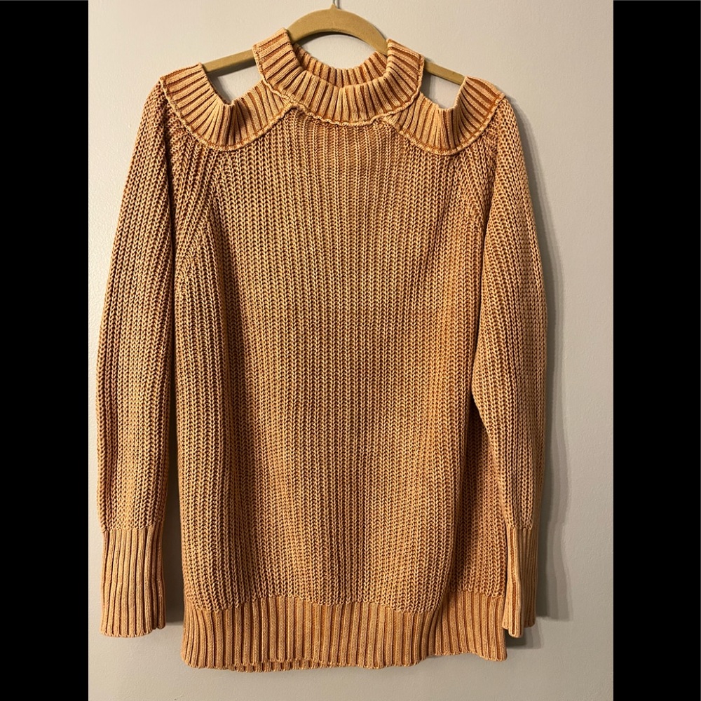 Free People sweater GUC